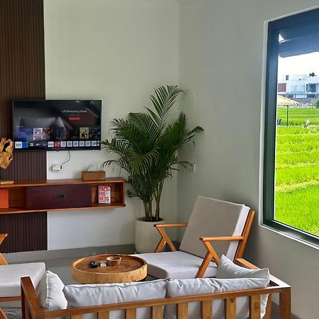Villa In Seminyak Villa Mitra Dua Ricefield View Relax Kerobokan  Exterior photo